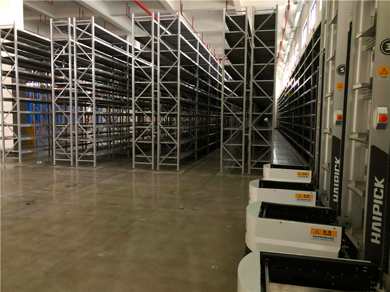 高端的電商倉庫 高端的電商倉庫