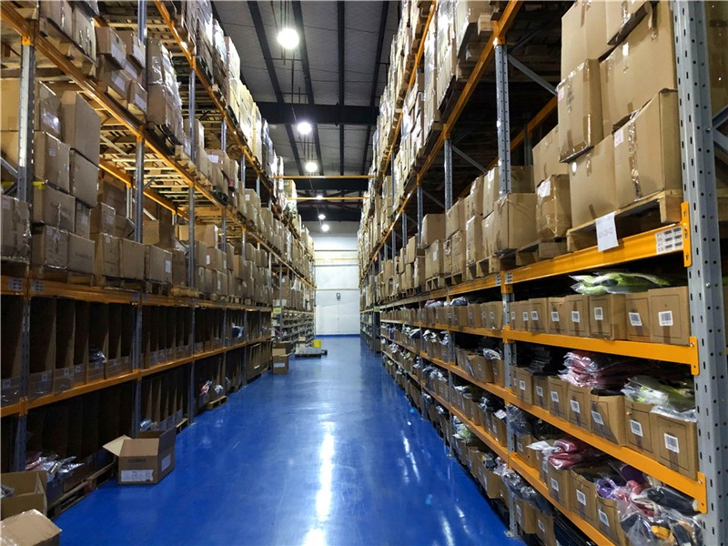 電商倉儲與物流